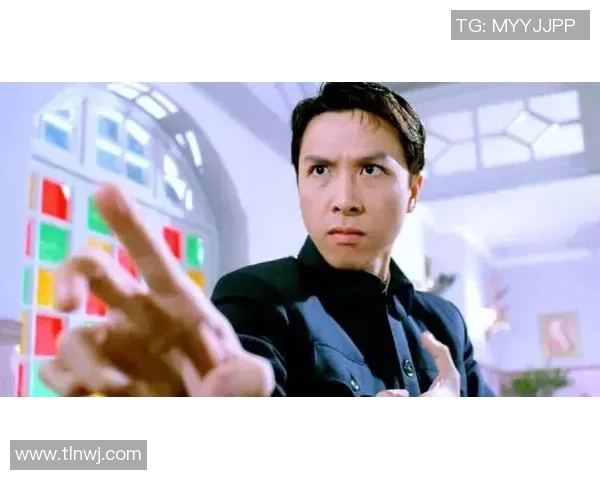 维尼修斯如何凭借速度与技术突破防线实现反击战术的成功运用 维尼修斯如何凭借速度与技术突破防线实现反击战术的成功运用