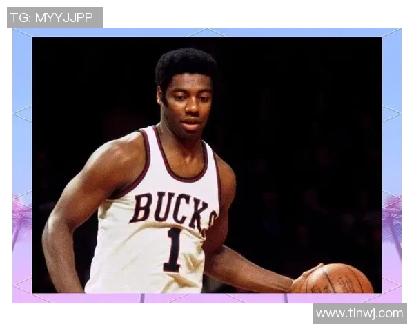 探寻2号篮球明星的英文名字及其辉煌成就与影响力